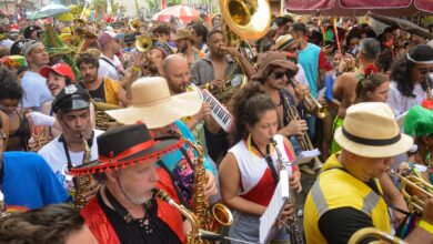 Mais de 80 blocos desfilam no Rio no fim de semana antes do carnaval
